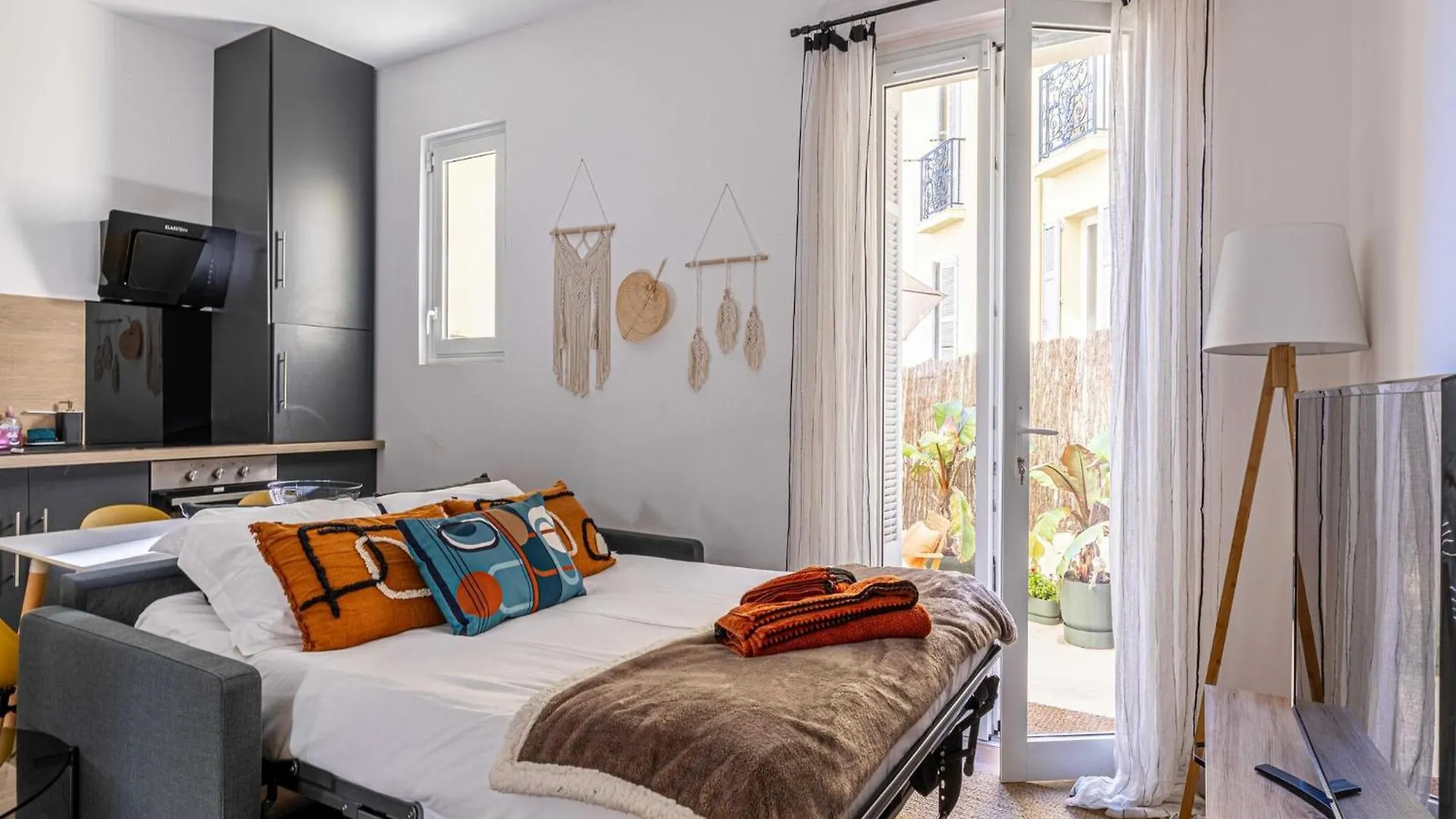 Superb 1Br 2P In The Heart Of Cannes - Balcony Frankrig