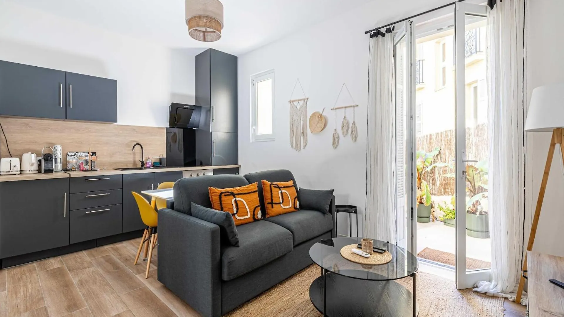 Superb 1Br 2P In The Heart Of Cannes - Balcony